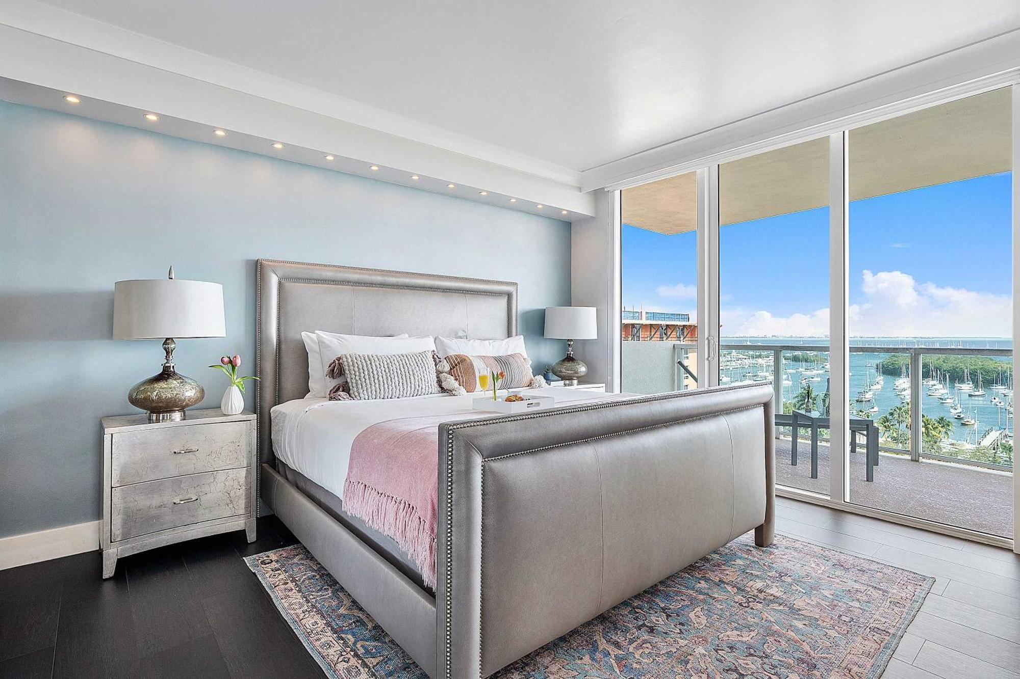 Mvr - Elevate Your With Panoramic Bay Views *